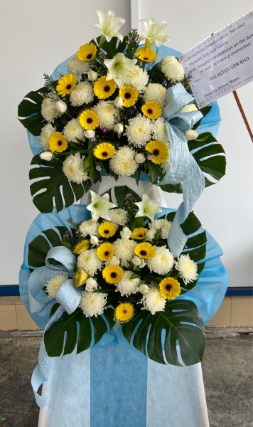 W36 Condolences & Funeral  (Wreath) »Ȧ From RM200 Condolences & Sympathy Melaka, Malaysia Delivery, Supplier, Supply | Paradise Flower House