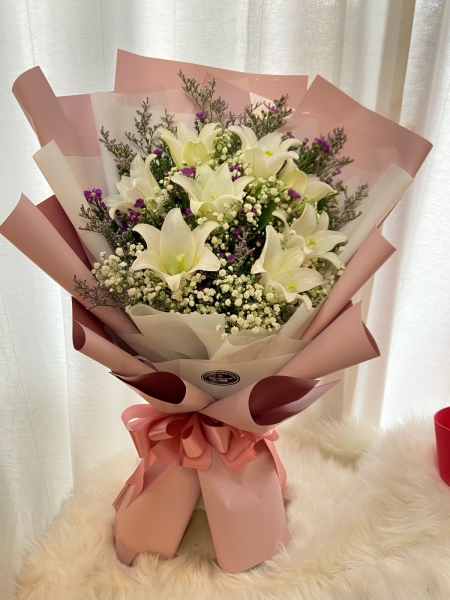 HB 30 9 pcs lily  Birthday Bouquet ջ Melaka, Malaysia Delivery, Supplier, Supply | Paradise Flower House