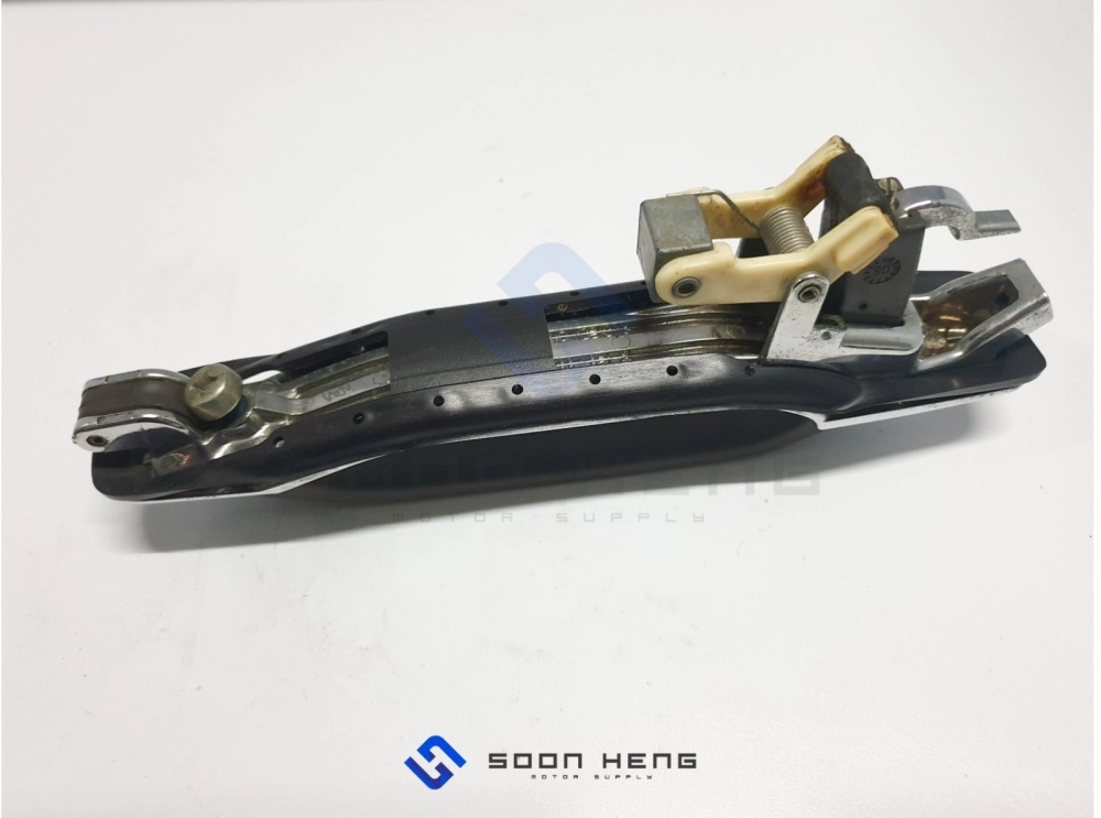 Mercedes-Benz W126 - Rear Exterior Door Handle (Original MB)