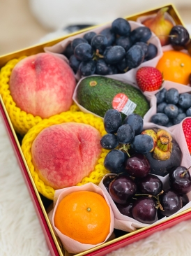 Premium Red Square Fruity Gift Box