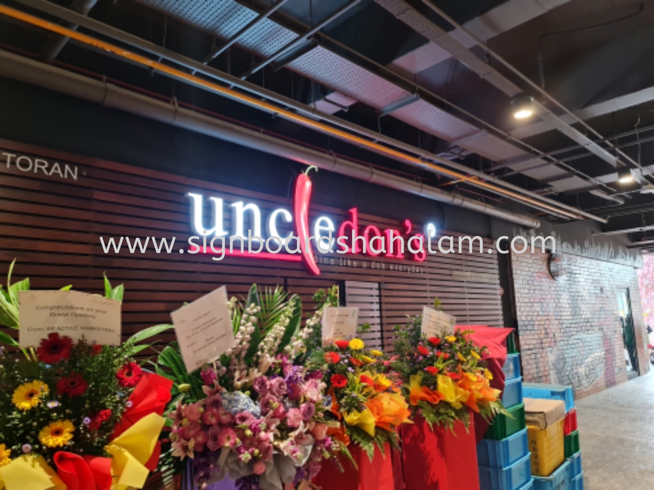 Indoor 3D Led Signboard, Signboard Uncle Don 's