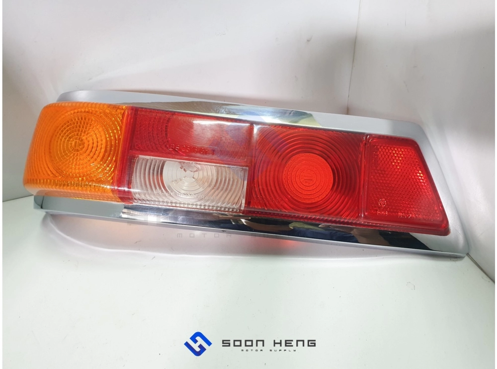 Mercedes-Benz W110 - Left Side Tail Lamp (HELLA)
