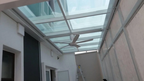 Glass Canopy With Blind 