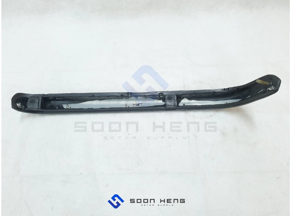 Mercedes-Benz W123 and C123 - Rear Right Ledge Below Tail Lamp with Chrome (Schuman)