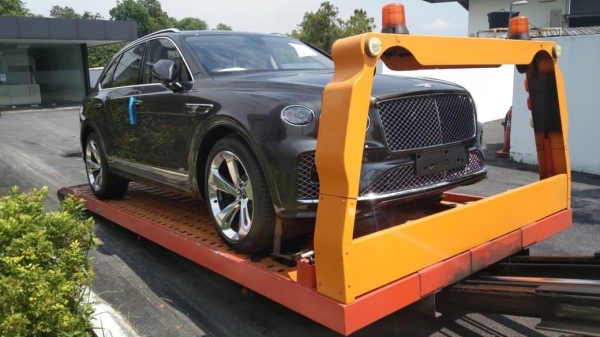  Bentley Car Carrier  Malaysia, Selangor, Kuala Lumpur (KL) Service | Comtar Transport & Car Carrier Sdn Bhd