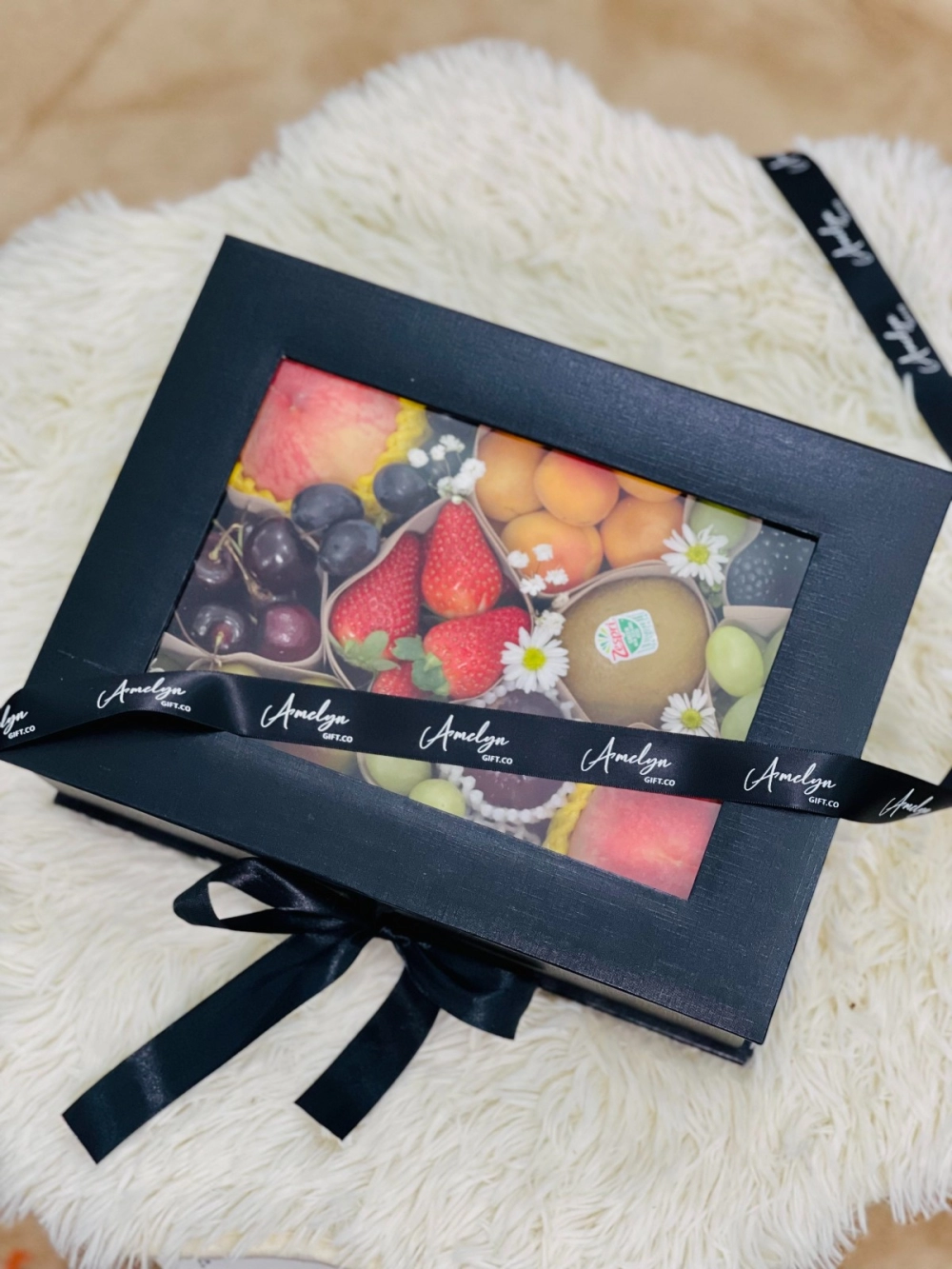 Premium Black Fruits Box 