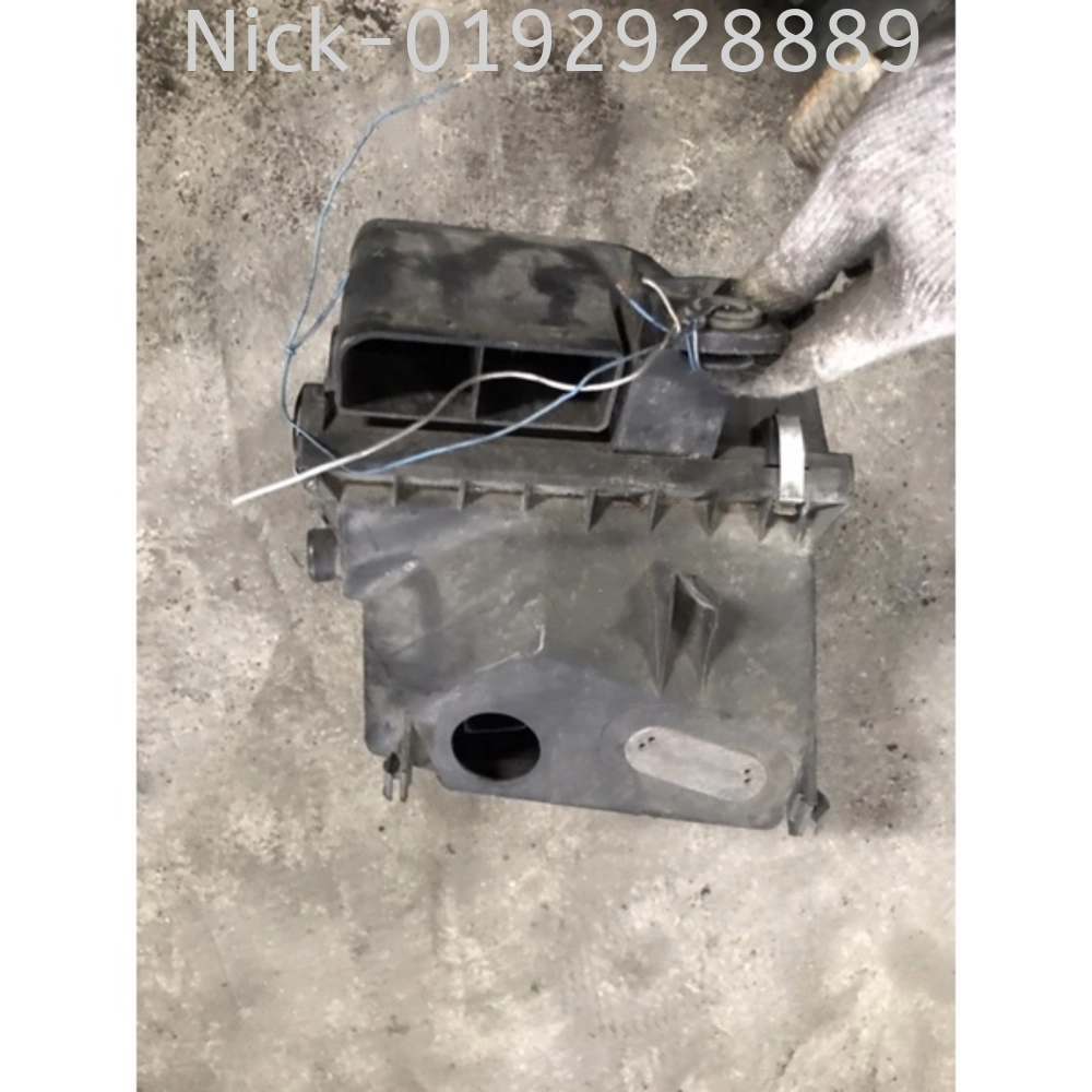 AUDI A6 C5 1.8T AIR FILTER HOUSING