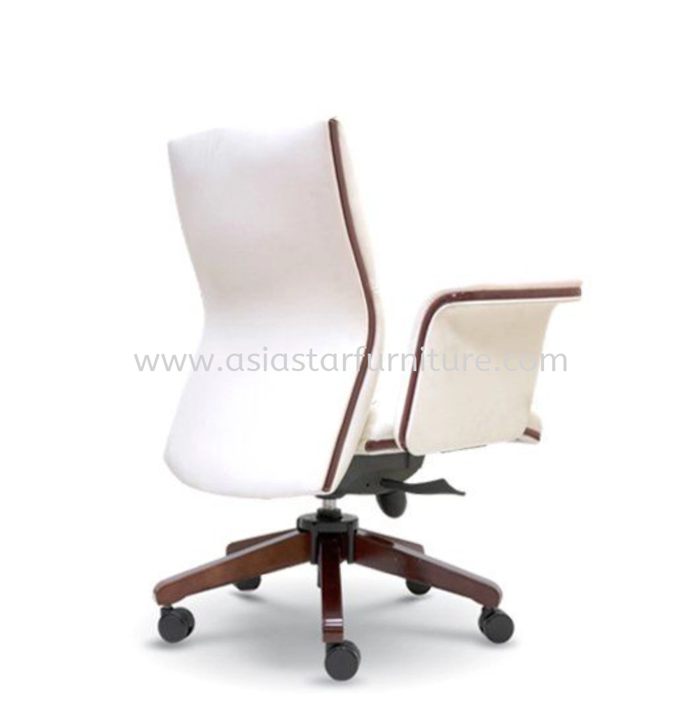 PARAGON CHESTERFIELDS WOODEN DIRECTOR OFFICE CHAIR