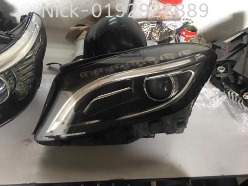 Mercedes Benz W156 GLA head Lamp LH