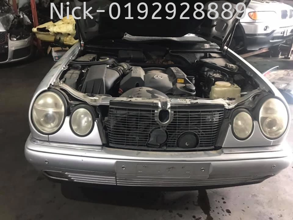 MERCEDES BENZ W210 V6 2.4L HALF CUT