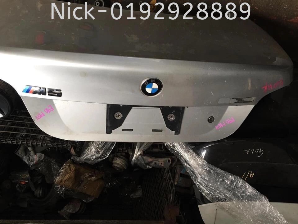 BMW E60 REAR BONNET 