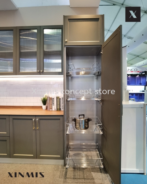  GREY CLASSIC DOOR Aluminium kitchen cabinet Selangor, Malaysia, Melaka, Kuala Lumpur (KL), Petaling Jaya (PJ), Malim Jaya Supplier, Supply, Design, Services | XINMIS CONCEPT STORE