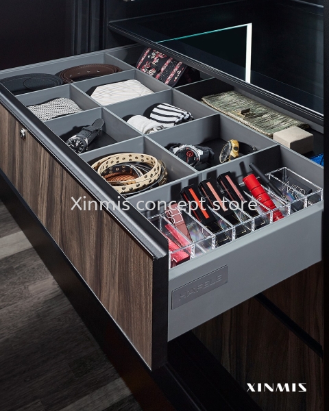 XINMIS x Hui Mei  XINMIS x Hui Mei   Aluminium Wardrobe  Selangor, Malaysia, Melaka, Kuala Lumpur (KL), Petaling Jaya (PJ), Malim Jaya Supplier, Supply, Design, Services | XINMIS CONCEPT STORE