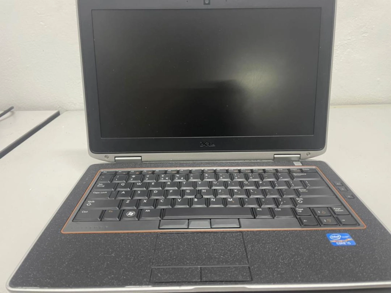 (Refurbished Laptop Grade AAA)Dell Latitude E6320 / 13'' / i5-2nd 