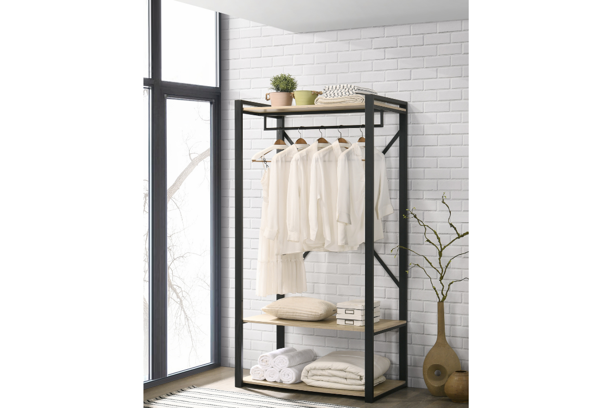 TITAN METAL HANGER