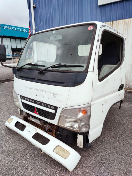 Mitsubishi Fuso Fe71 Cabin MITSUBISHI CABIN MITSUBISHI  Lorry Spare Parts Selangor, Malaysia, Kuala Lumpur (KL), Rawang Supplier, Suppliers, Supply, Supplies | Yik Long Auto Enterprise