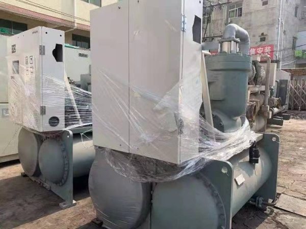 Hitachi Water-Cooled Chiller RCU170WHZ-E Used Unit Hitachi Used Water-Cooled Chiller Chiller Used Water Cooled Chiller Malaysia, Selangor, Kuala Lumpur (KL), Subang Jaya Supplier, Suppliers, Supply, Supplies | Summer Air-Conditioning Engineering Sdn Bhd