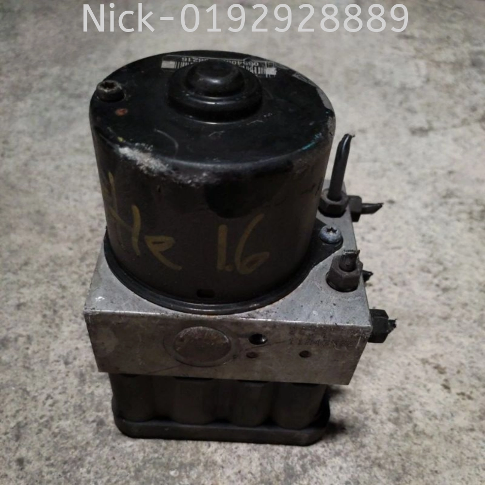 VOLKSWAGEN BETTLE ABS PUMP *ECU-1CO907379J *MOTO-1JO614117E