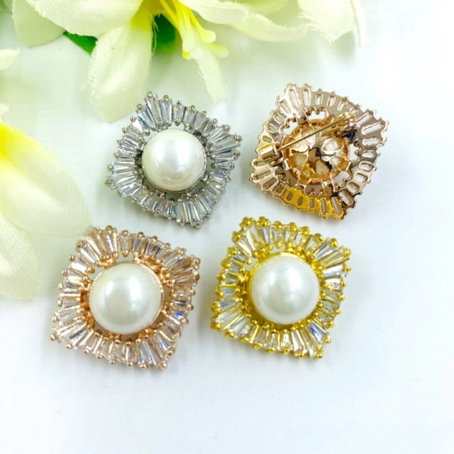 Elegant Brooch 2 pcs[FREE BOX] Premium Brooch Pearl & Zircon Kerongsang Bahu Hijab Brooch Bahu Muslimah Brooch Pin-CZ299