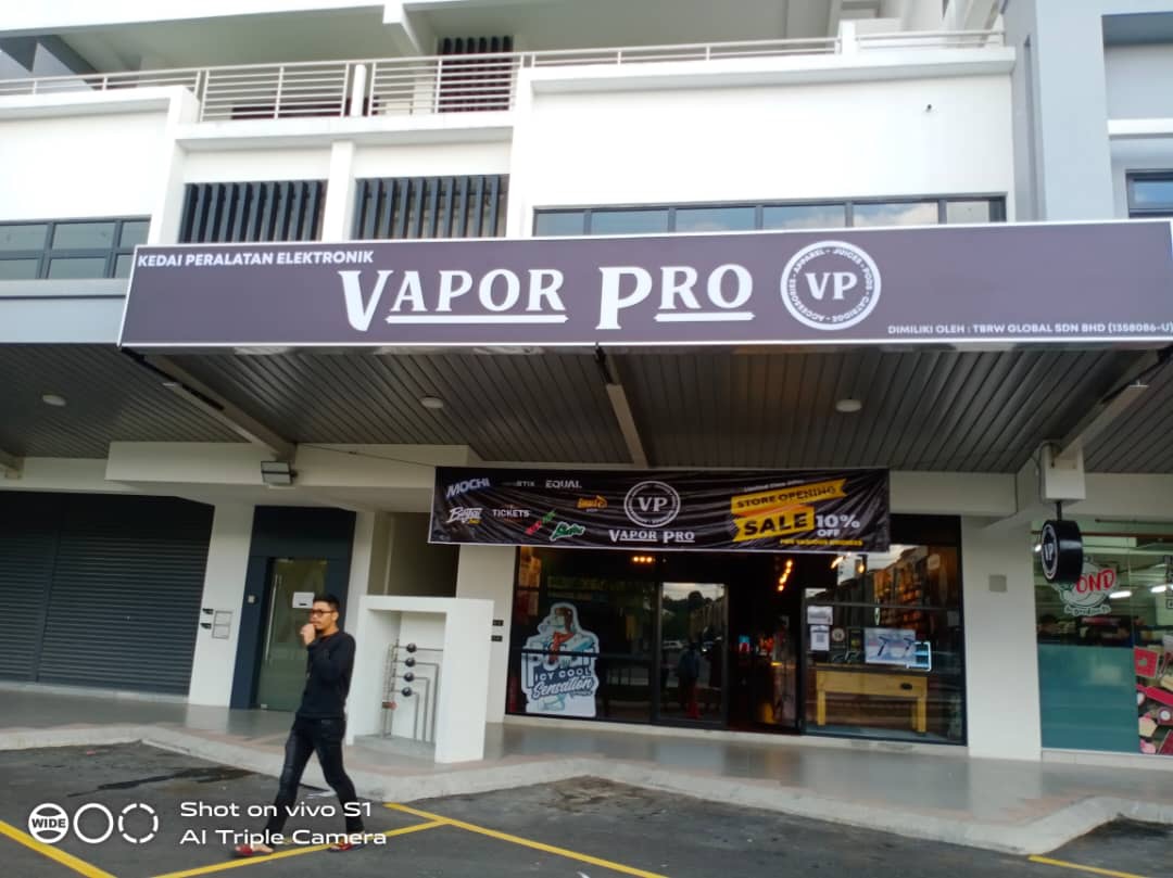 Polycarbonate at Petaling Jaya