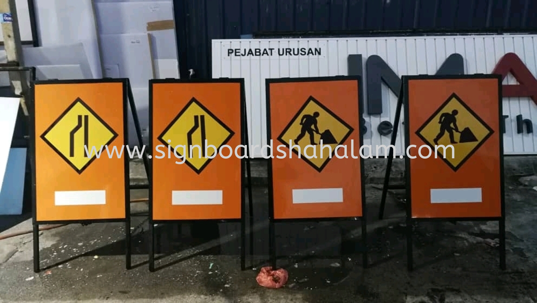 Prosafety Resources Klang - A board Stand
