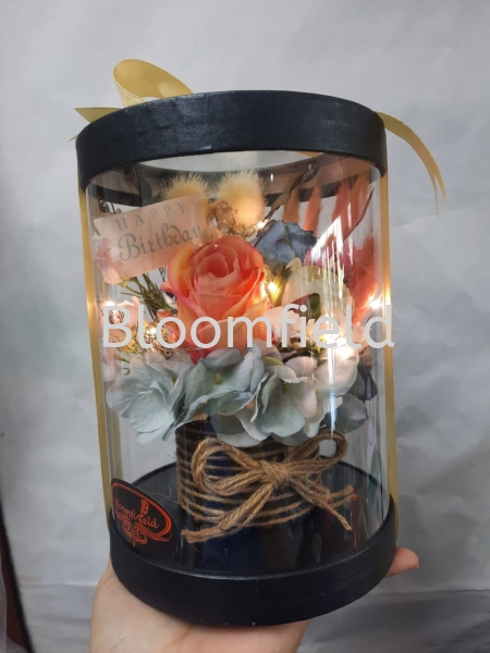 Secret Love RM100 Petite & Unique Seremban, Negeri Sembilan, Malaysia Supplier, Suppliers, Supply, Supplies | Bloomfield Florist