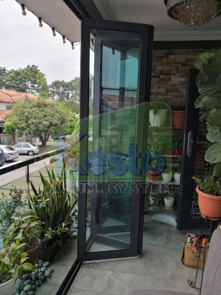  Folding Door With Casement Window Johor Bahru (JB), Tebrau Contractor, Supplier, Supply | Kesto Aluminium System (JB) Sdn Bhd