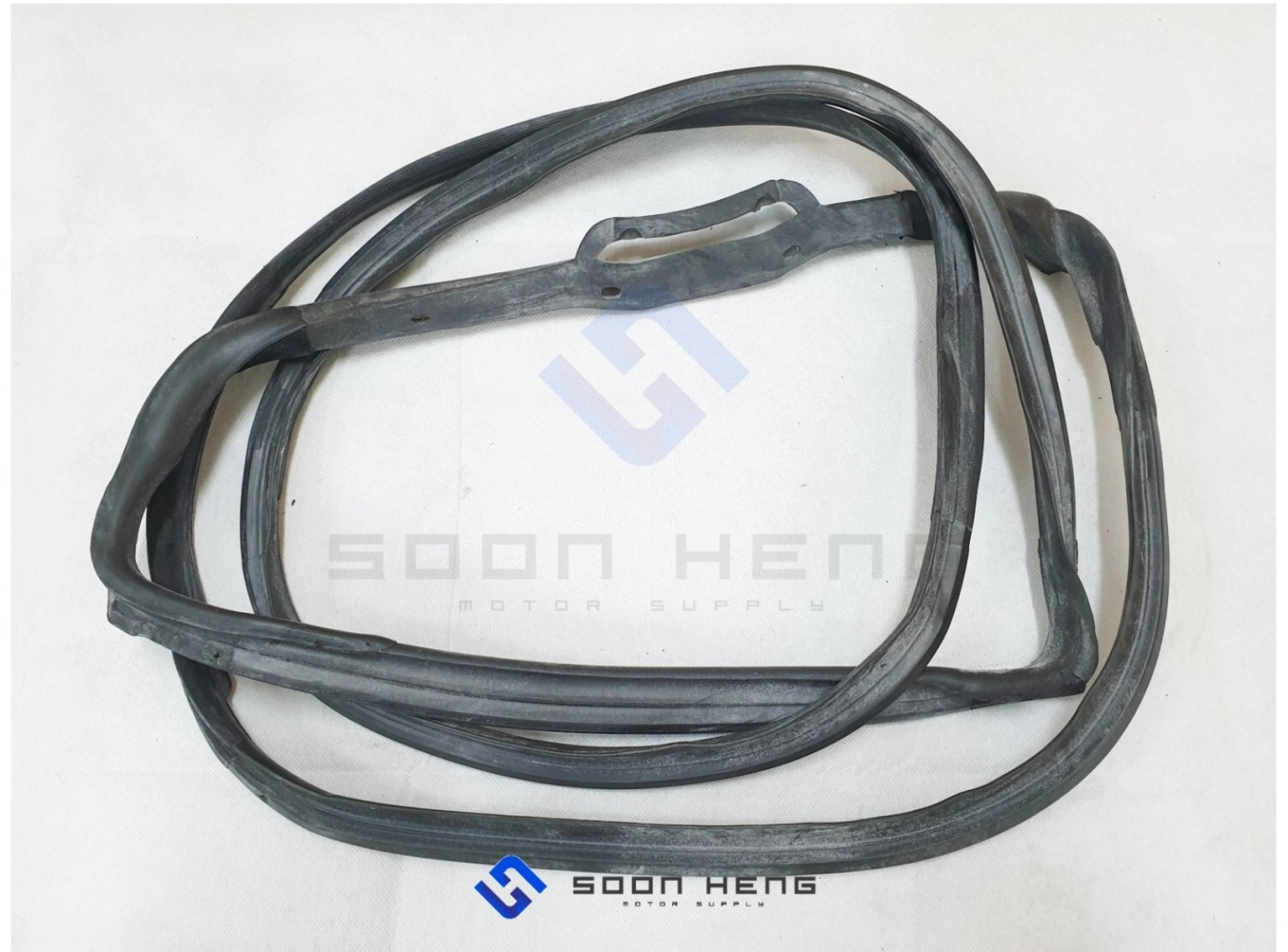 Mercedes-Benz W126 SEL - Rear Left Door Rubber Seal/ Weatherstrip (MEYLE)