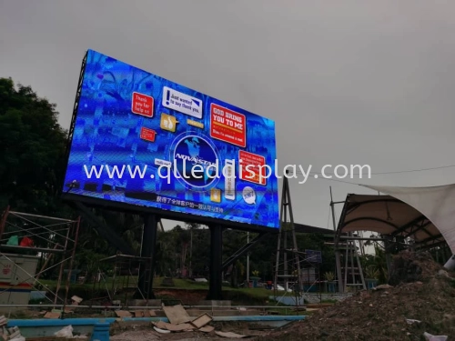 W9.6M x H5.76M P8 Outdoor LED Dsiplay Board with Cabinet (Full Colour) 