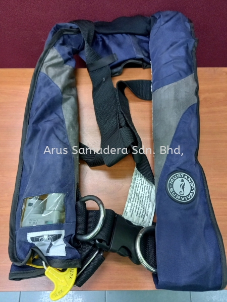 MUSTANG MD3084 NAVY INFLATABLE COLLAR PFD AUTOMATIC Safety Equipment Malaysia, Perak Supplier, Suppliers, Supply, Supplies | Arus Samudera Sdn Bhd