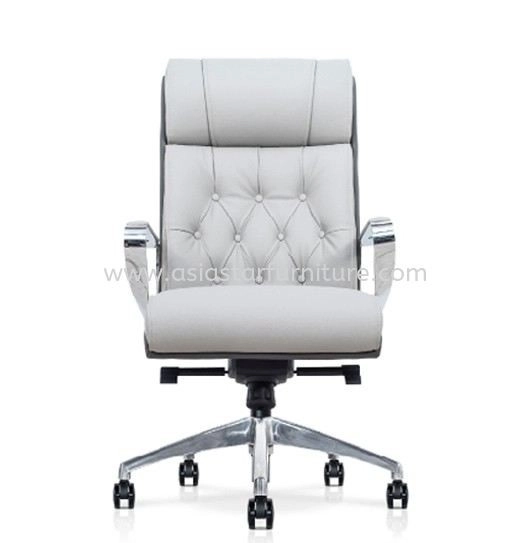 Bosses With SPECIAL Taste deserve the RIGHT Director Chair