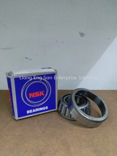 32207 TAPERED ROLLER BEARING / HUB BEARING - NSK