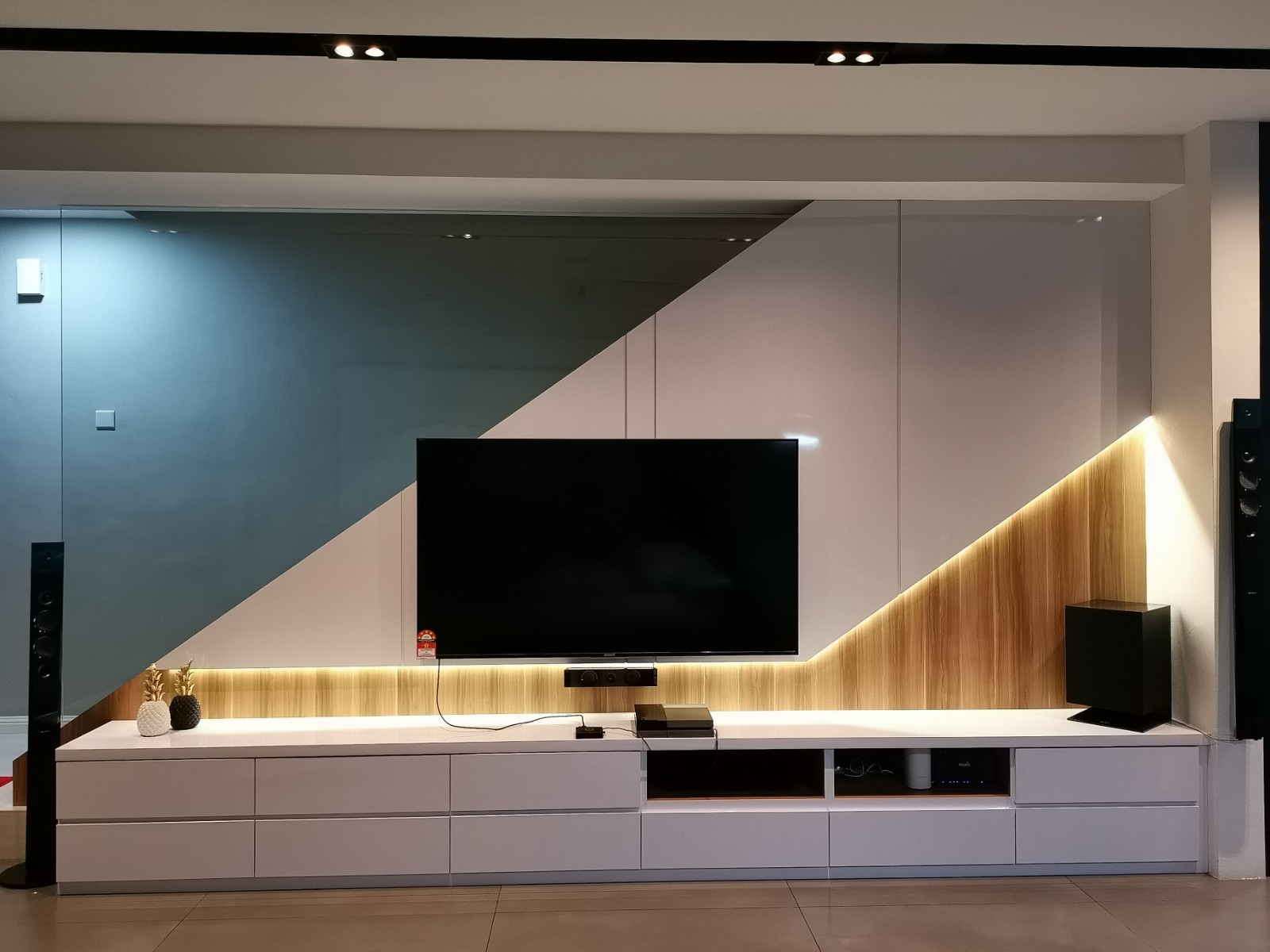 Living Room Modern Interior Design Features Wall TV Console Cabinet Customized Furniture Renovation, Bukit Indah Iskandar, JB