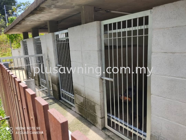 SMALL DOG GATE  @JALAN MERAH DELIMA TIGA U9/7C, SEKSYEN U9, KAYANGAN HEIGHRS, SHAH ALAM, SELANGOR Gate Selangor, Malaysia, Kuala Lumpur (KL), Cheras Contractor, Service | Plus Awning & Iron Sdn Bhd