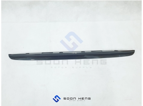 Mercedes-Benz W210 - Rear Trunk Lid Handle (Original MB)