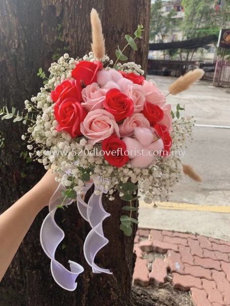  BRIDAL BOUQUET ֻ Kuala Lumpur (KL), Malaysia, Selangor, Cheras Supplier, Suppliers, Supply, Supplies | 520 D Love Florist