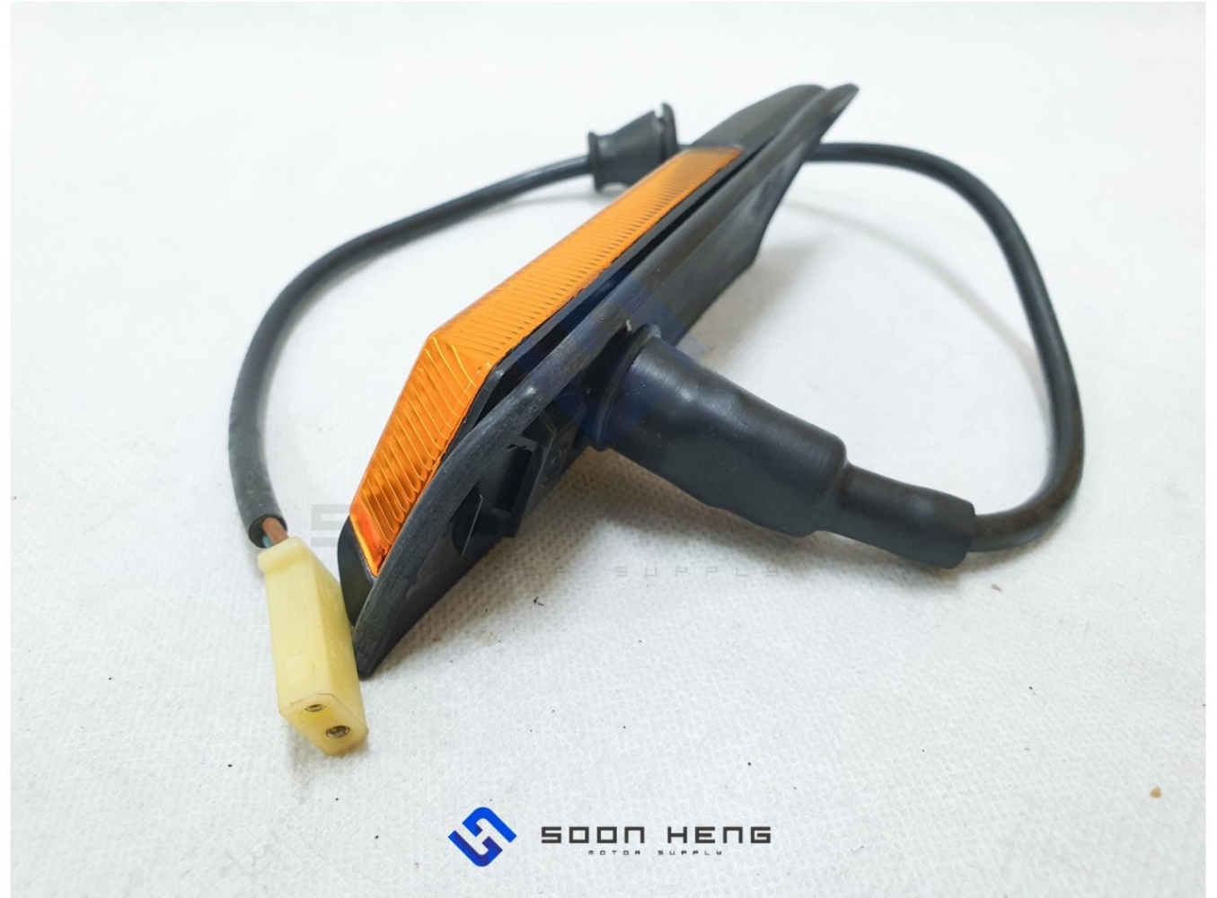 BMW E28, E30, E24 and E23 - Left and Right Turn Signal Indicator (Amber) (HELLA)