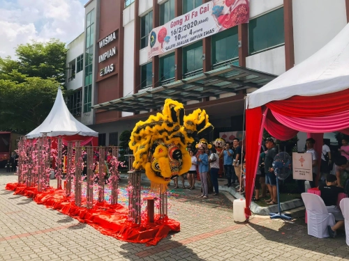 High Poles Lion Dance