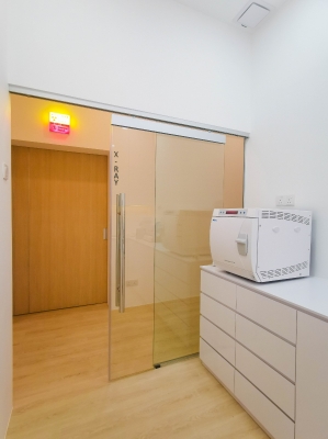 Dental Clinic Sliding Door Room Design Ideas - JB Interior Design Customized Furniture Renovation Pekan Nanas, Johor