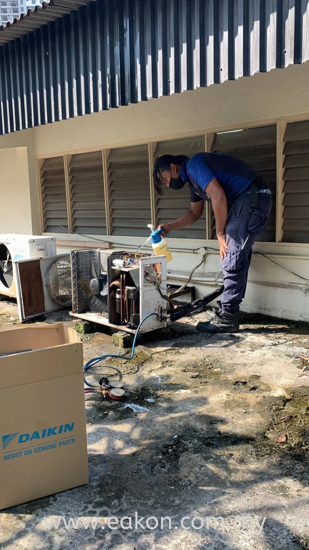 Chemical cleaning outdoor unit