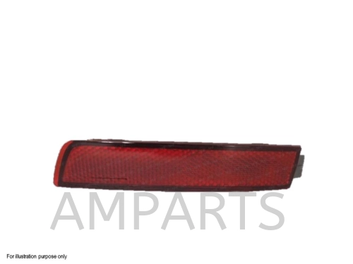 Nissan Grand Livina 2013 Rear Bumper Reflector