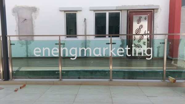 SSBR 09- Stainless Steel Railing with Tempered glass STAINLESS STEEL FENCING AND RAILING FENCING AND BALCONY RAILING Selangor, Malaysia, Kuala Lumpur (KL), Klang Supplier, Suppliers, Supply, Supplies | E Neng Marketing Sdn Bhd