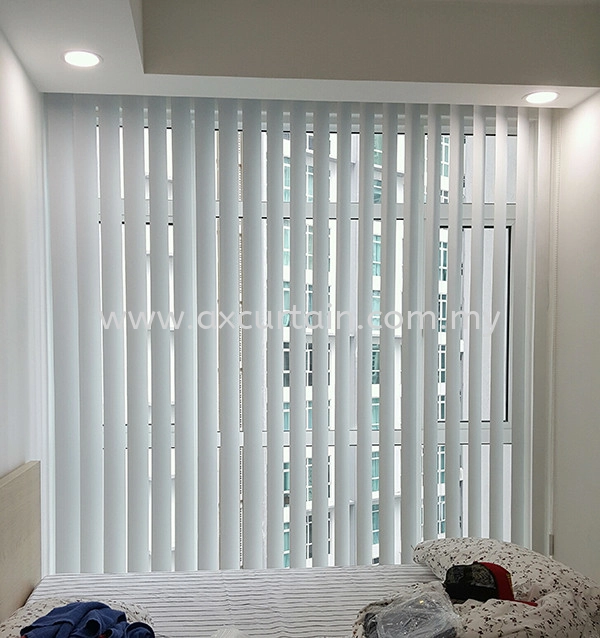  Vertical Blinds