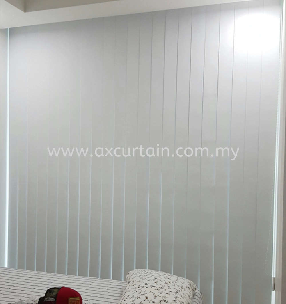  Vertical Blinds