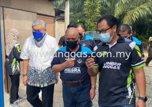 LAWATAN MENTERI BESAR PERAK KE PENTERNAKAN SUMBER UNGGAS