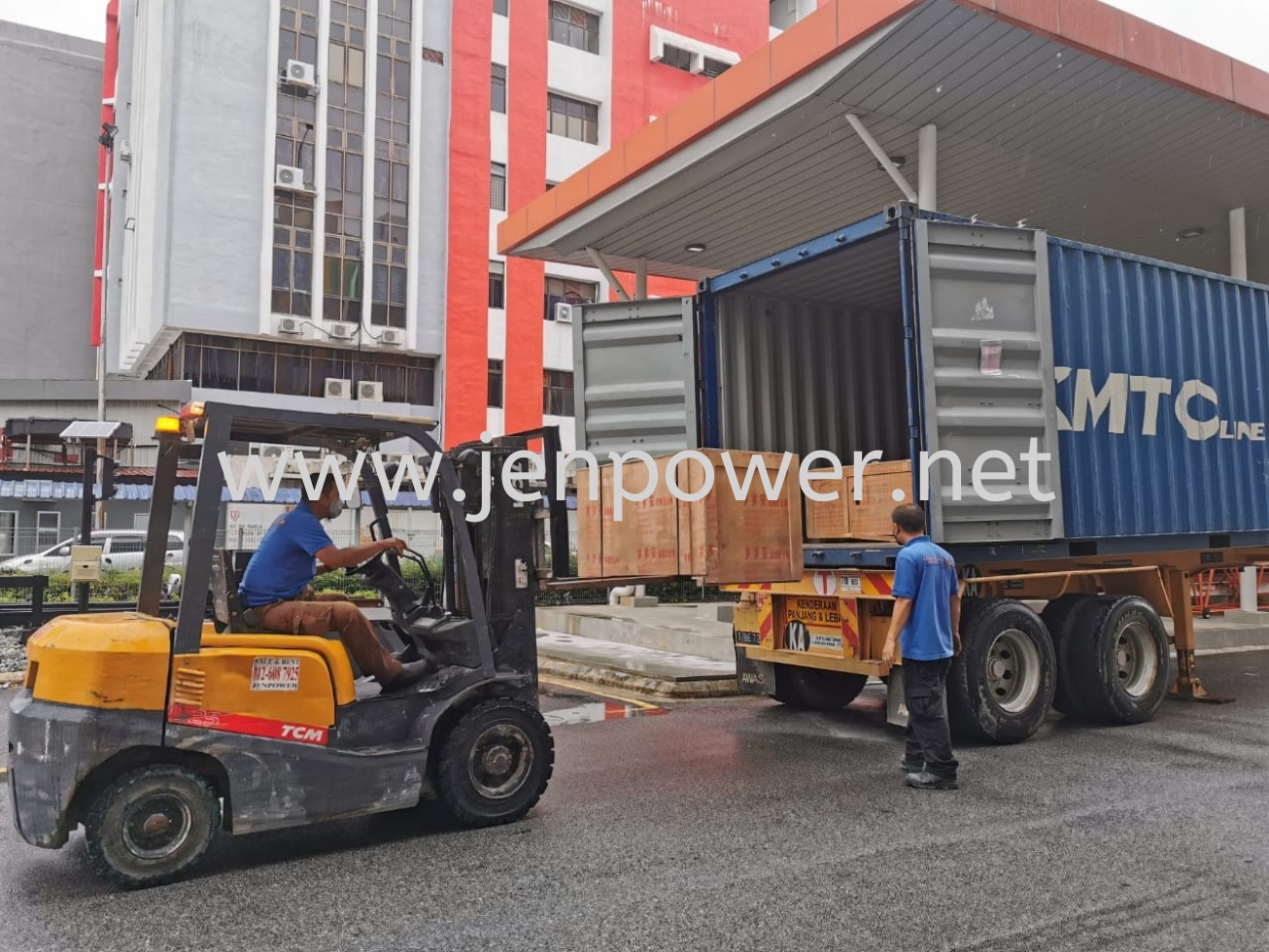 Unload Relocation Machine From Container