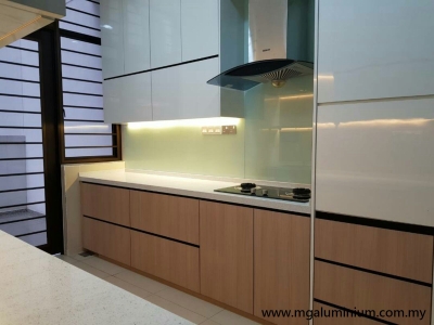 Aluminium Kitchen Cabinet Sample Skudai