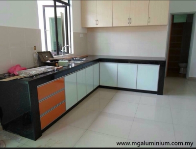 Aluminium Kitchen Cabinet Sample Skudai