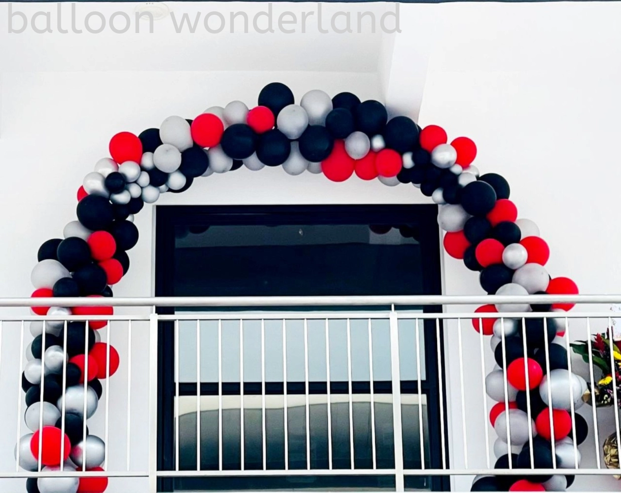 Organic Balloon Arch