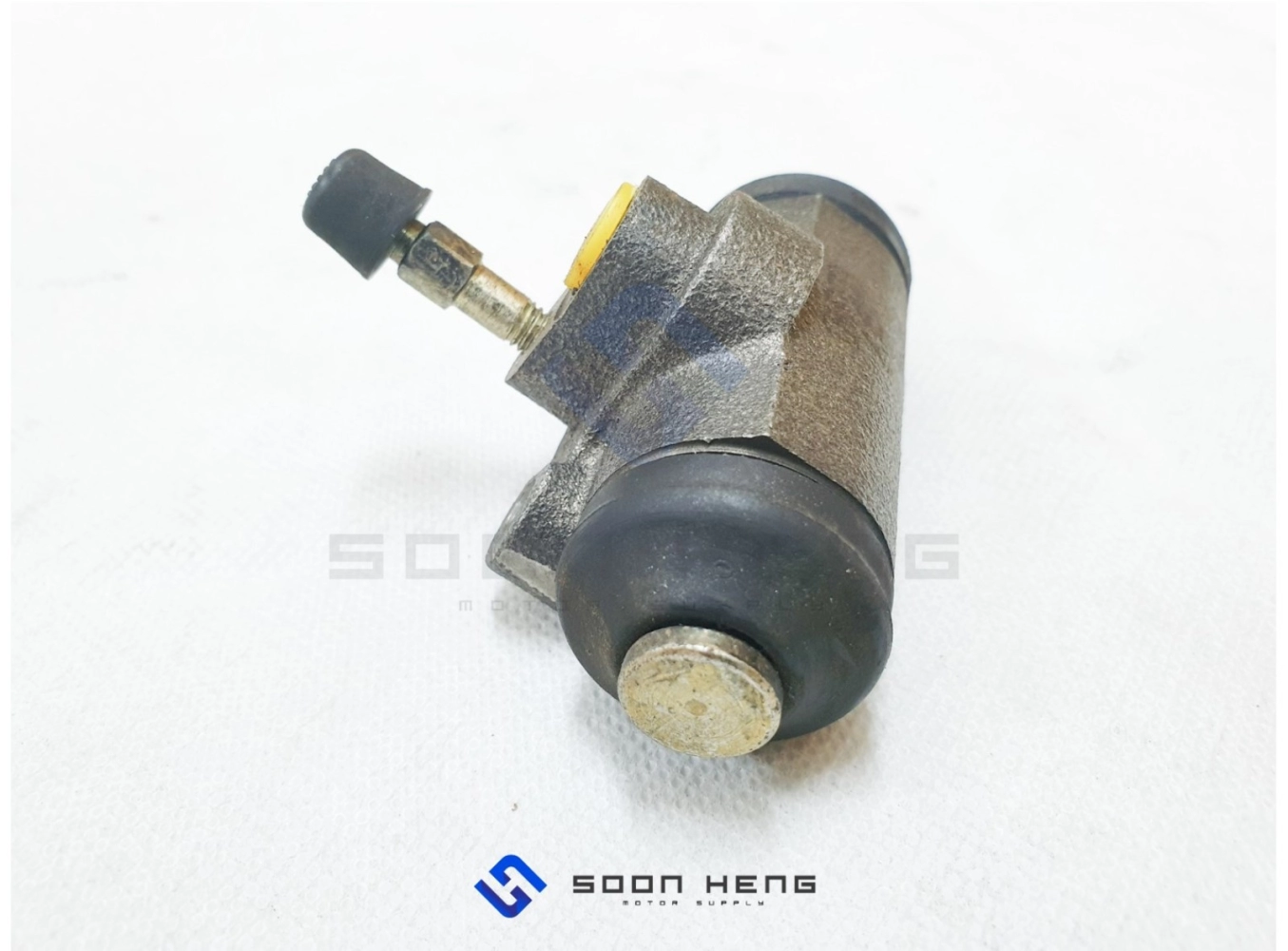 BMW E30 - Rear Wheel Brake Cylinder (FAG)